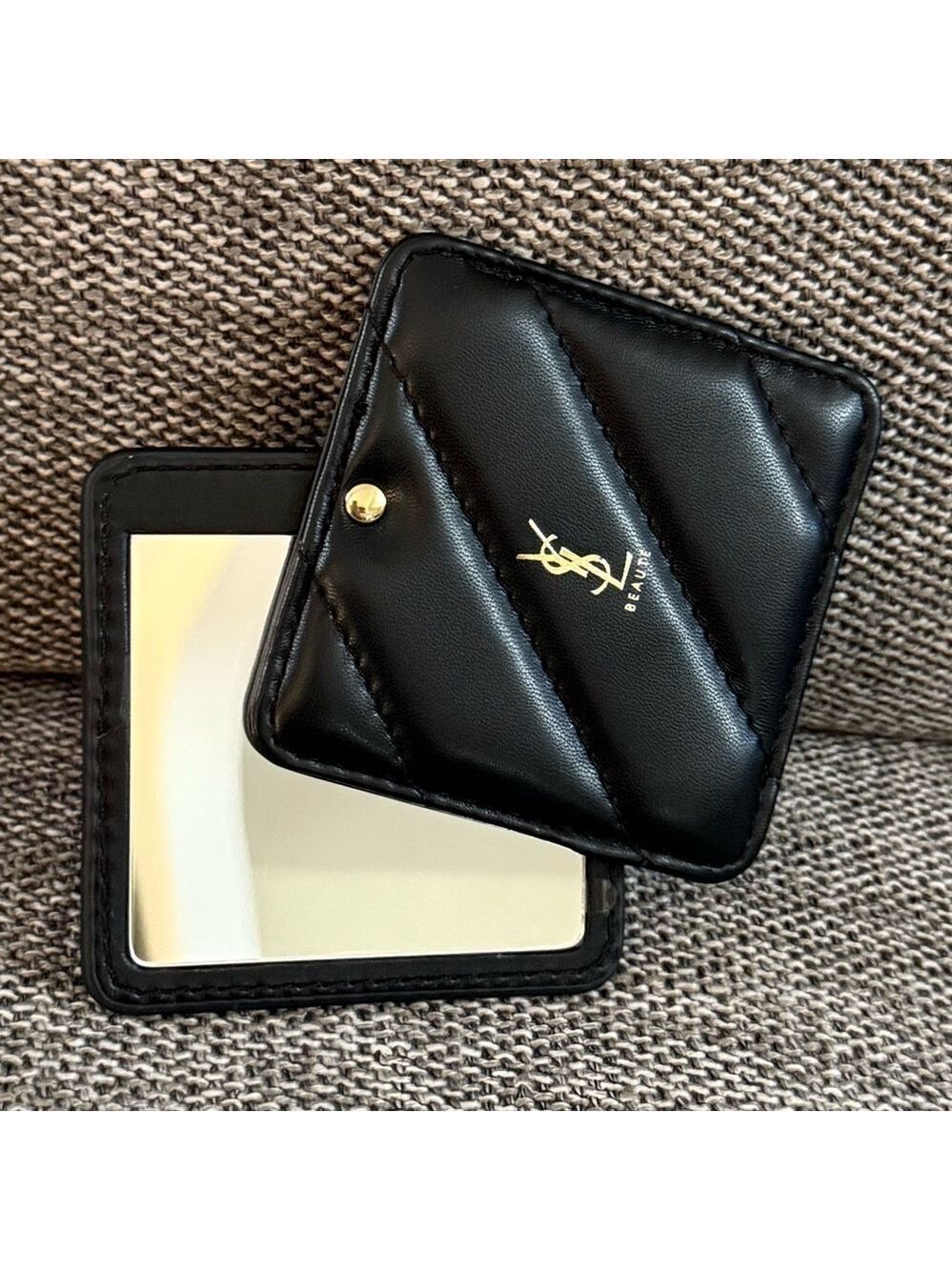 Yves Saint Laurent Beauty Square Compact Pocket Mirror Black New